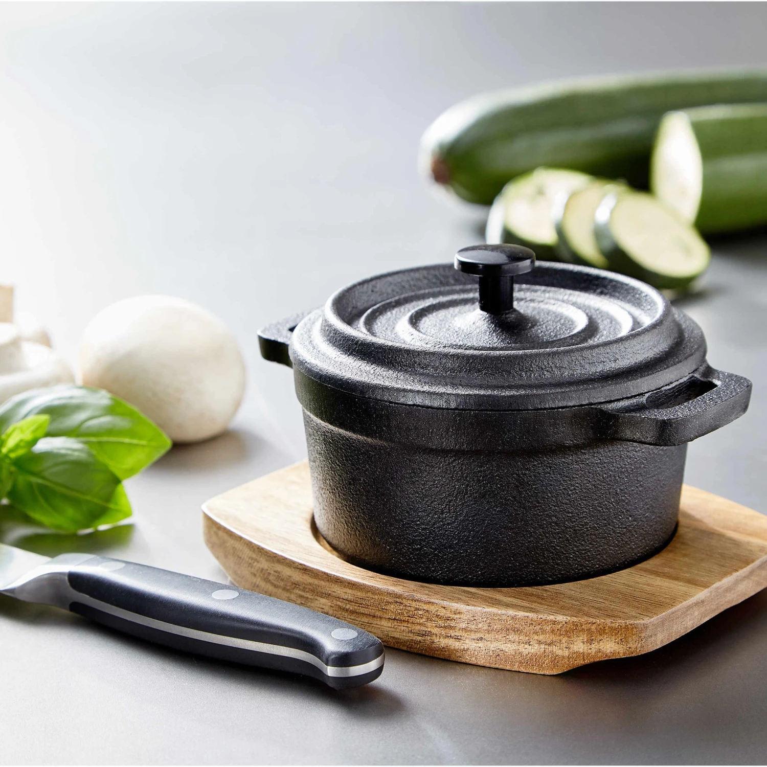 Mini-Serviertopf Mit Holzuntersetzer L 14 X B 11cm HOT IRON In Schwarz 4 Mini-Serviertopf Mit Holzuntersetzer L 14 X B 11cm HOT IRON In Schwarz - Image 2