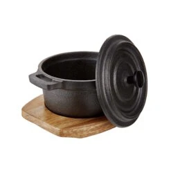 Mini-Serviertopf Mit Holzuntersetzer L 14 X B 11cm HOT IRON In Schwarz 14 Mini-Serviertopf Mit Holzuntersetzer L 14 X B 11cm HOT IRON In Schwarz -Küchenwelt Verkauf butlers mini serviertopf mit holzuntersetzer l 14 x b 11cm hot iron in schwarz 4