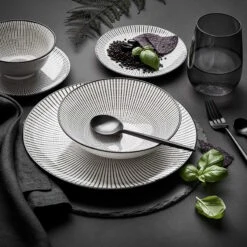 Teller Ø25,5cm DIM SUM In Schwarz-Weiß 15 Teller Ø25,5cm DIM SUM In Schwarz-Weiß -Küchenwelt Verkauf butlers teller o25 5cm dim sum in schwarz weiss 5